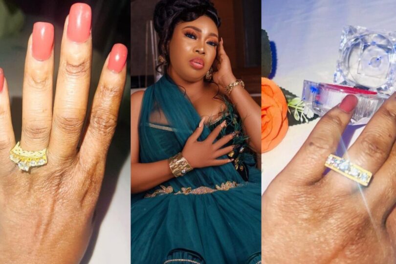 Tears of joy as actress, Bimpe Akintunde gets engaged to her longtime admirer